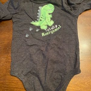 Assortment of boys clothes between 12-18 months